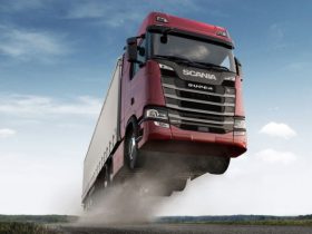 Scania Hrvatska nudi opciju i ugradnju SMART 2 pametnog tahografa nove generacije 40