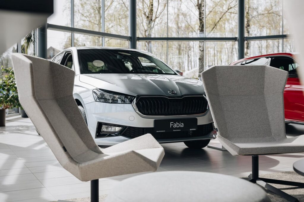 Škoda otvorila prvi 'zeleni' salon u Rigi, za održivu budućnost 5