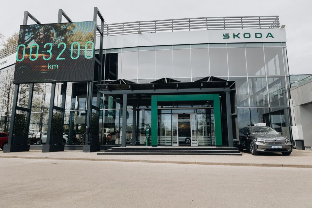 Škoda otvorila prvi 'zeleni' salon u Rigi, za održivu budućnost 26